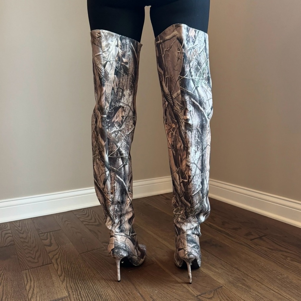 Stylish Camouflage Over-the-Knee Boots - Picture 3 of 4